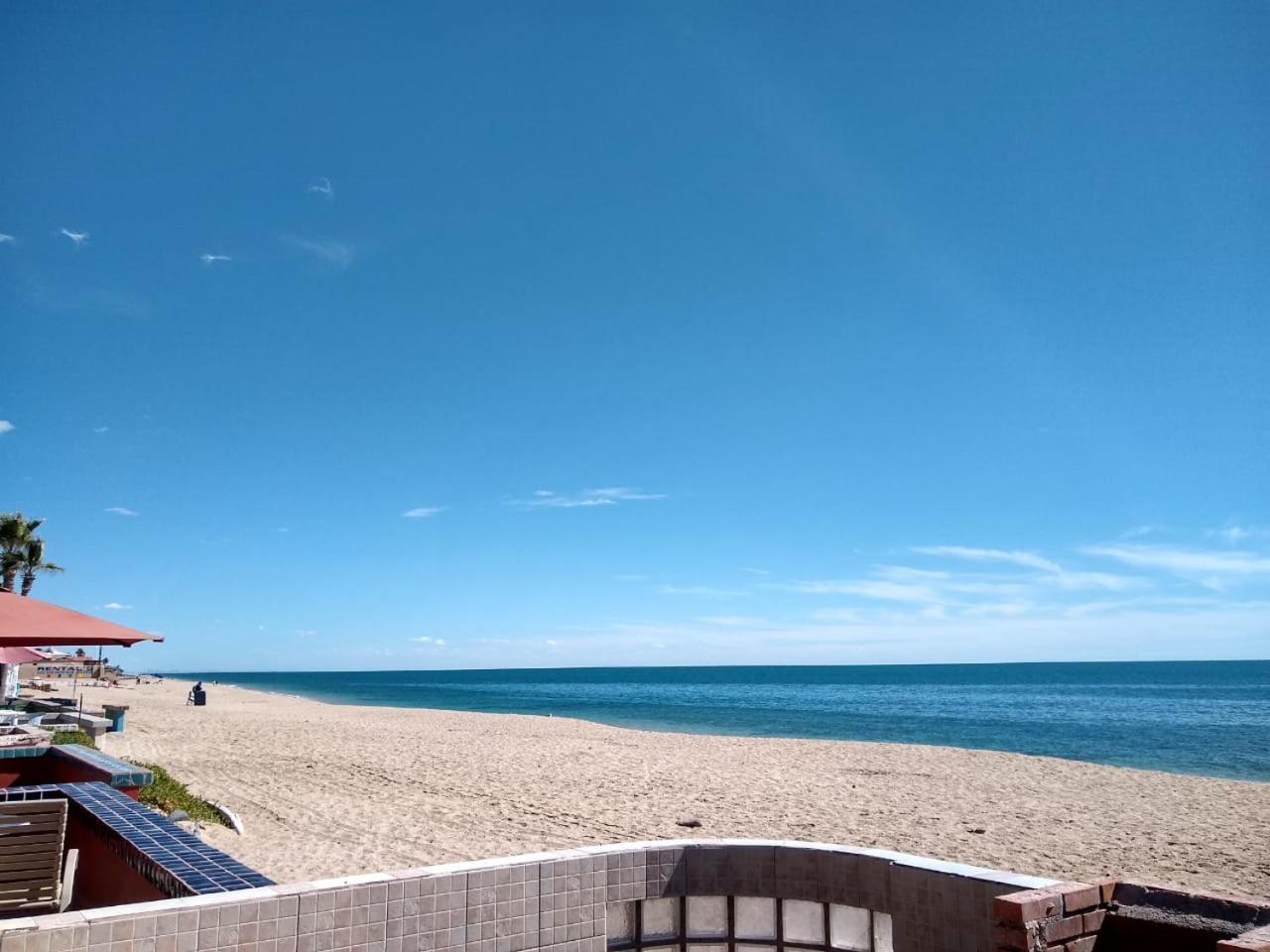 Las Brisas #8 Beachfront - On The Sand And Steps From Mannys For Tacos & Tequila Пуерто-Пеньяско Екстер'єр фото